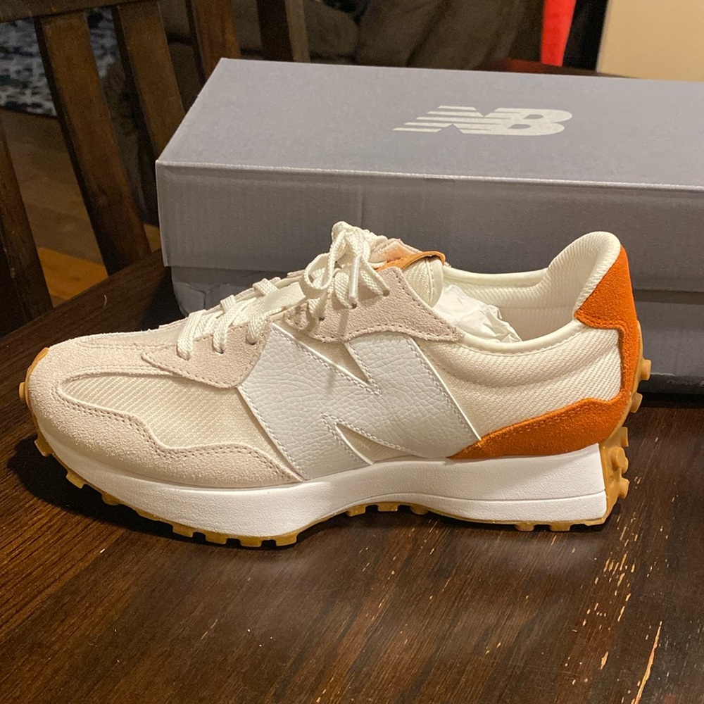 New Balance size 9 1/2! Brand new